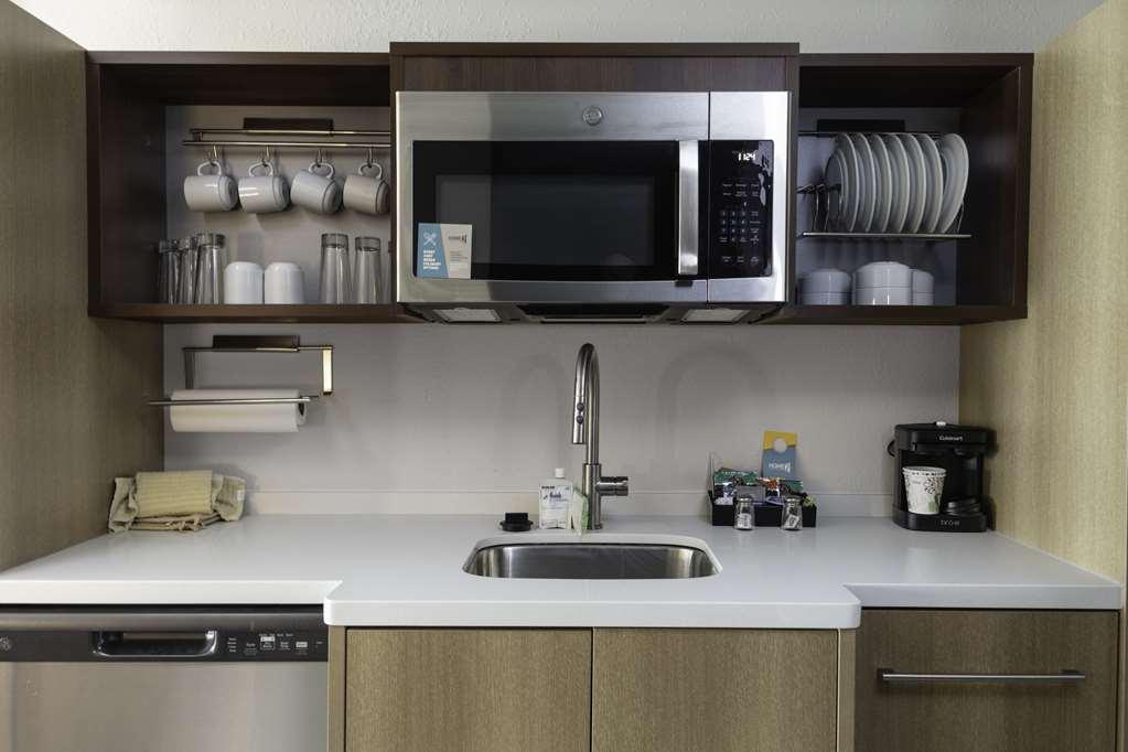 Home2 Suites By Hilton Northville Detroit Rum bild