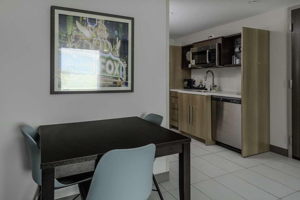 Home2 Suites By Hilton Northville Detroit Rum bild